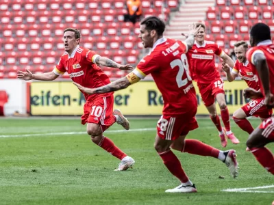 The Touchline Sports - Bundesliga Matchday 10: Bayern visit Union and the only unbeaten team left host Greuther Fürth