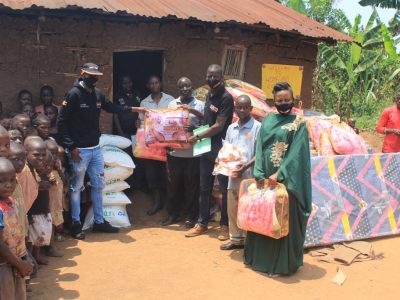 The Touchline Sports - Fortebet wows Kyegegwa, Mubende, Mityana with priceless gifts