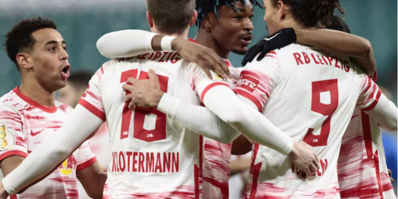 The Touchline Sports - Bundesliga Matchday 22: 6 teams in European contention face-off