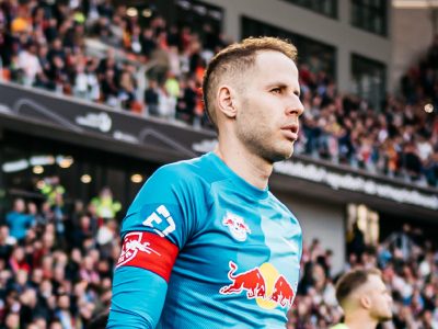 The Touchline Sports - Peter Gulacsi: Q&A with Leipzig's No.1 talking his side's chances against Bayern