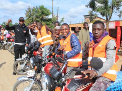 The Touchline Sports - Alex Muhangi excites Fortportal and Bundibugyo with fabulous goodies
