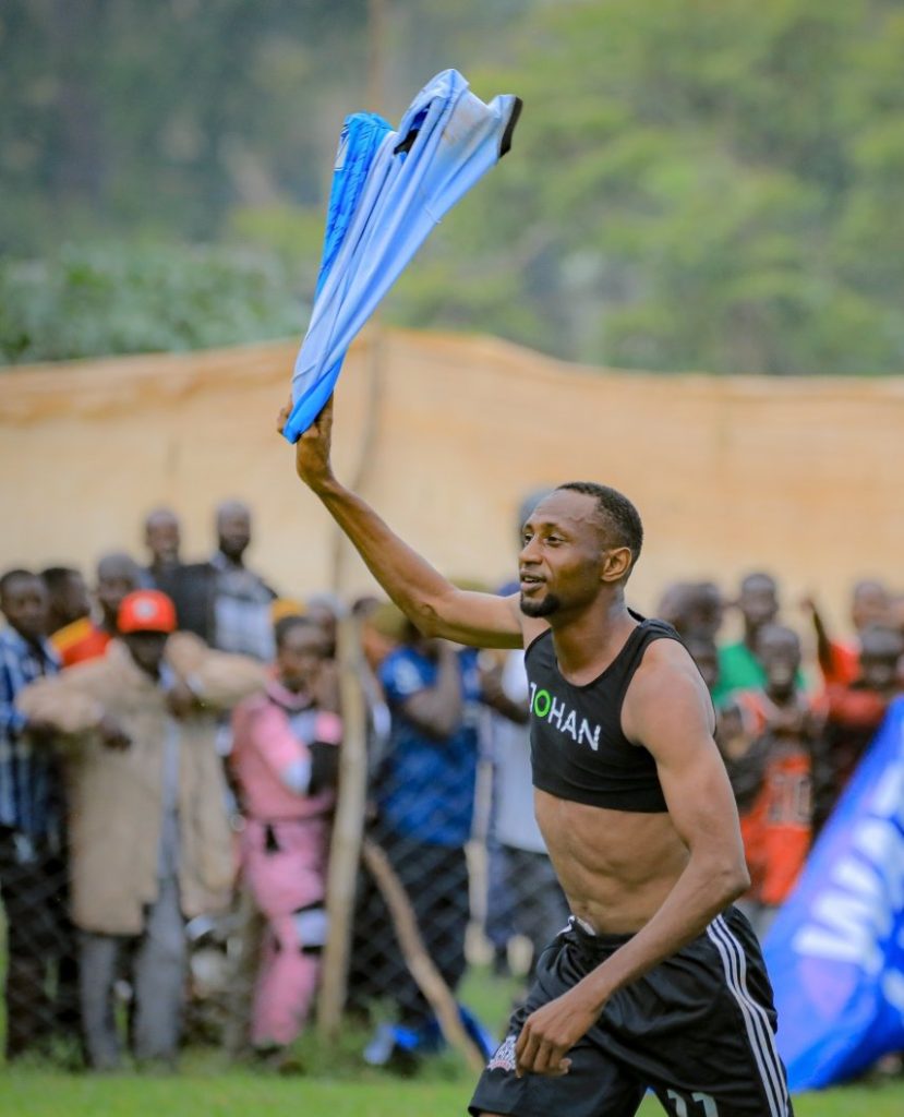 Abubakar Lawal celebrating after scoring for Vipers